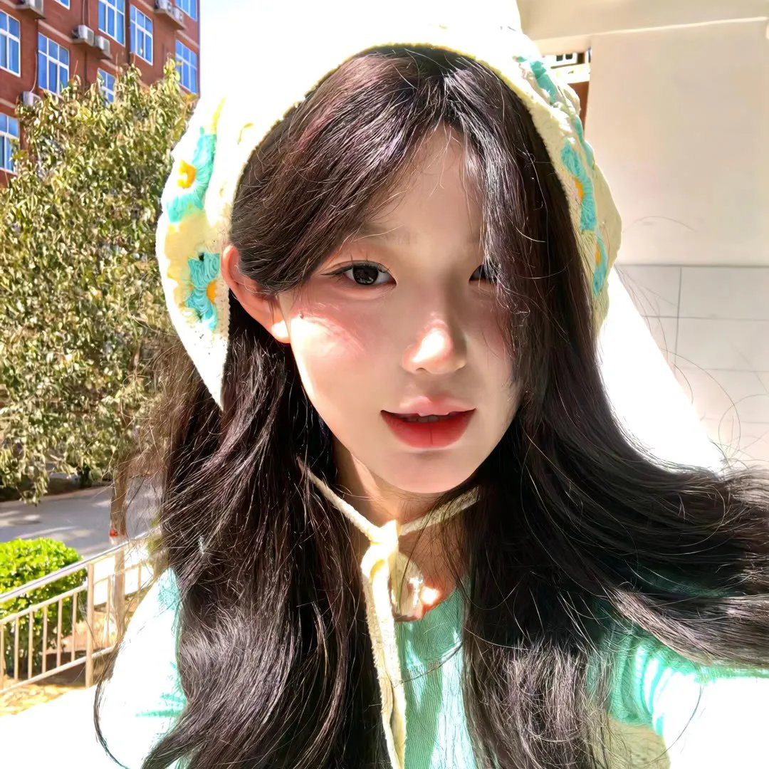 江湖龙女海报